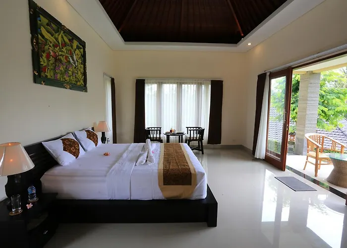 Luna Llena Guest house 3*